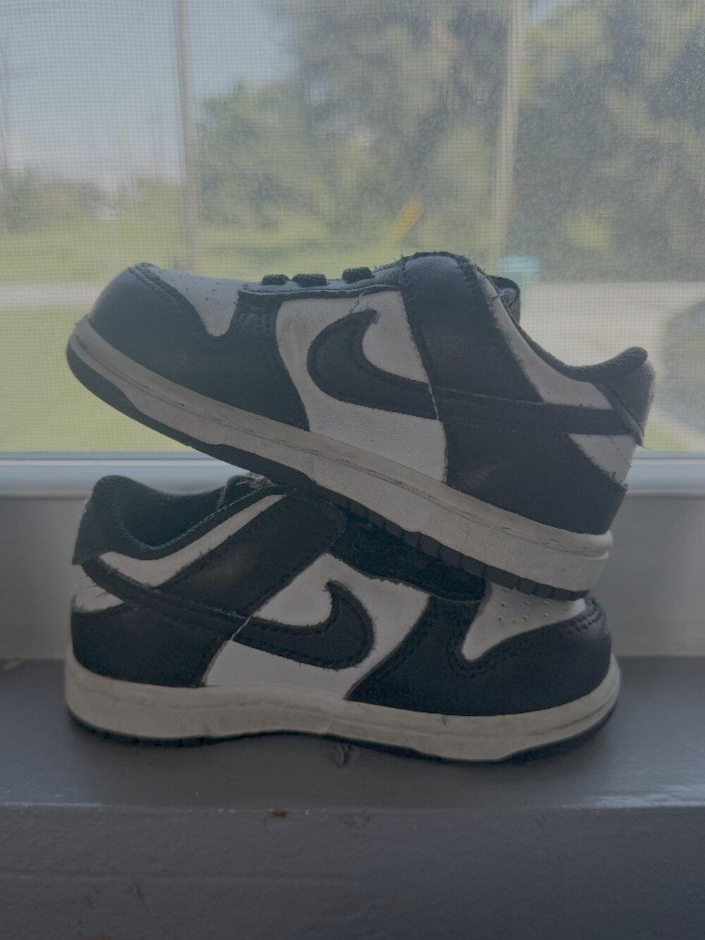 Nike Black & White Sneakers Toddler Size 7C